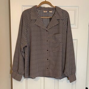 NWT Levi's Geometric Patterned Button Down Shirt